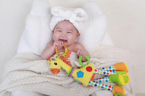 代怀包生男孩机构宝宝头发造型