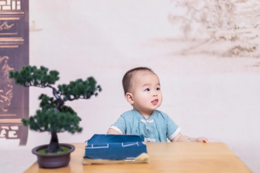代怀包生男孩机构孕初期放屁说明宝宝好